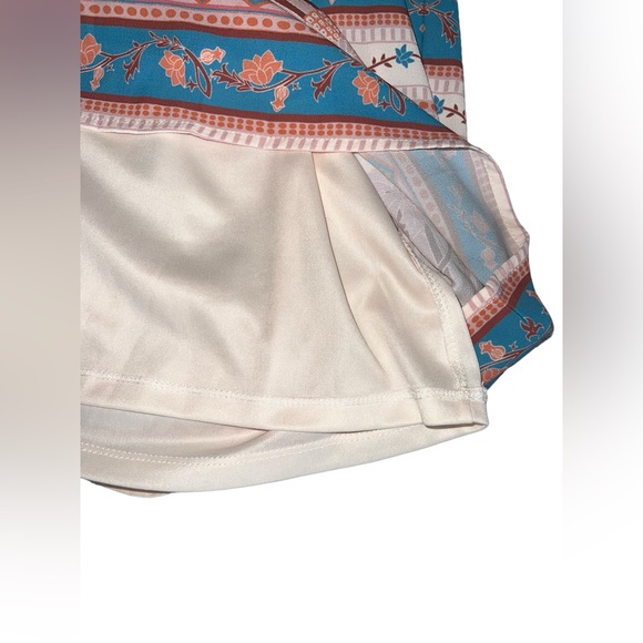 NEW FLYING TOMATO Boho Multicolor Prairie Dress Tie Neck Women’s Size Medium - Picture 11 of 11